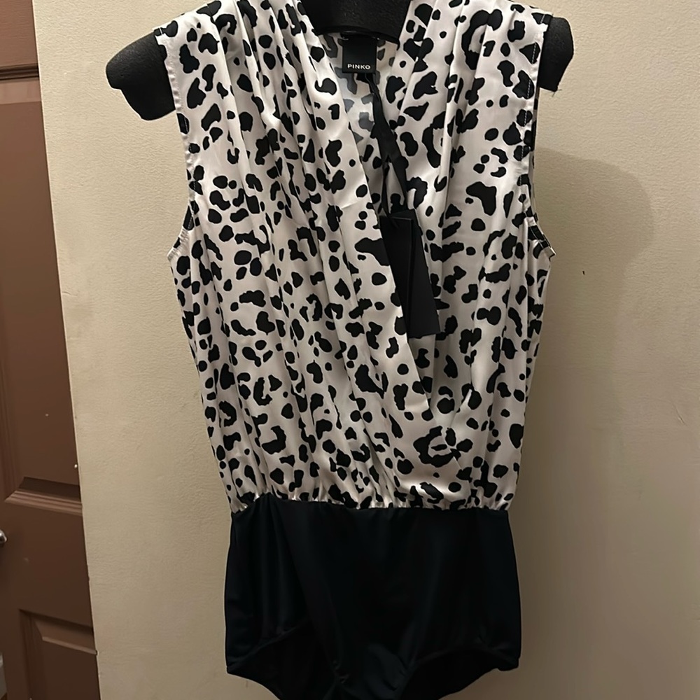 6417-NWT-PINKO BODY SUIT-SIZE 40/Small/ Size 4